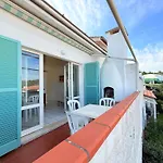 N307 - Numana, Luminoso Bilocale Con Balcone アパート *